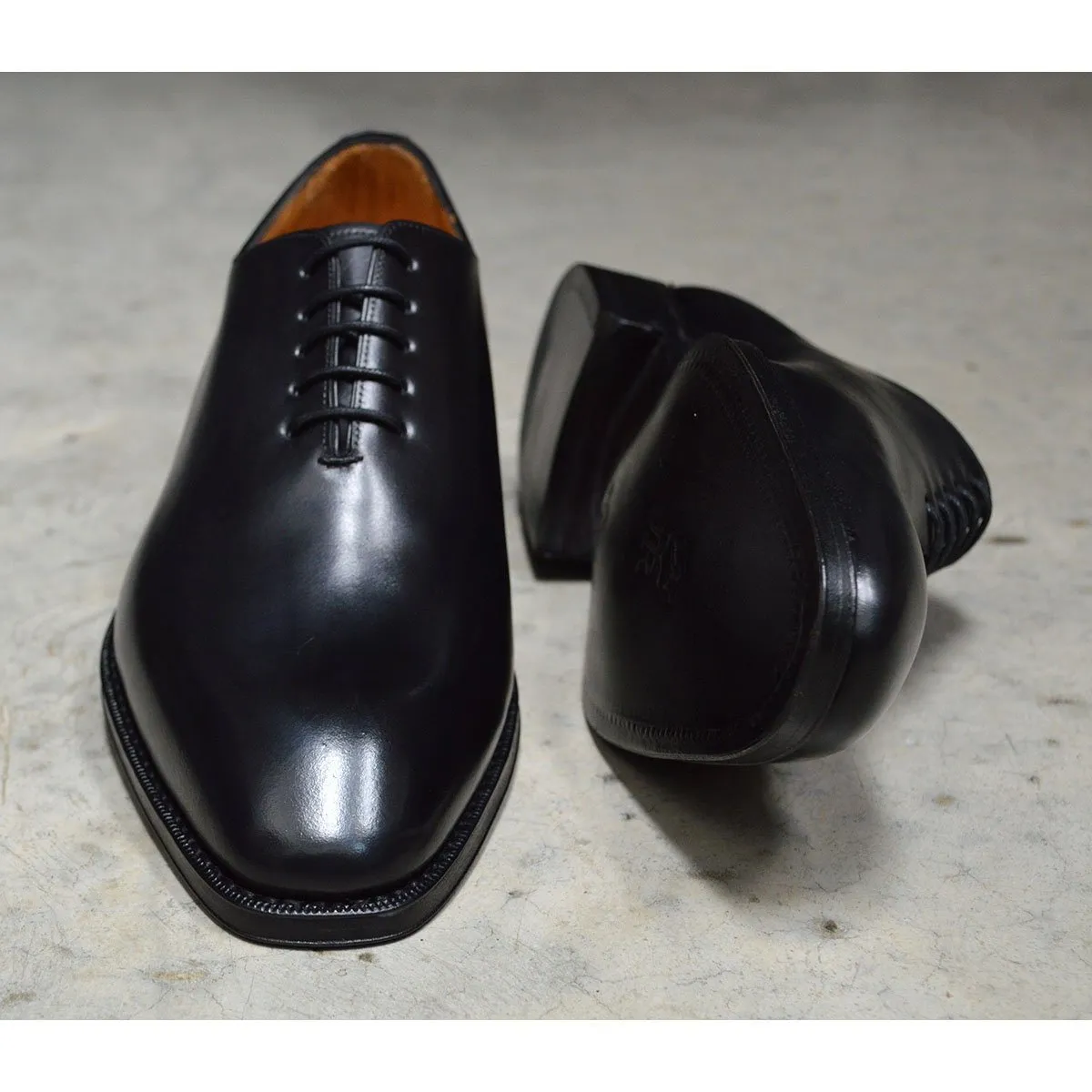 Berwick 1707 Premium Grade Cordovan Wholecut (5216) - Black