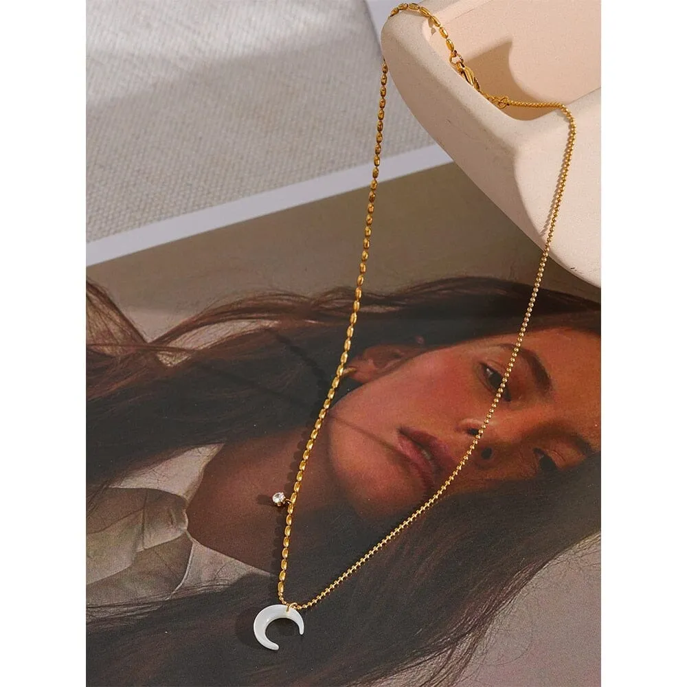 Gold Color Stainless Steel White Shell Moon Pendant Chic Necklace