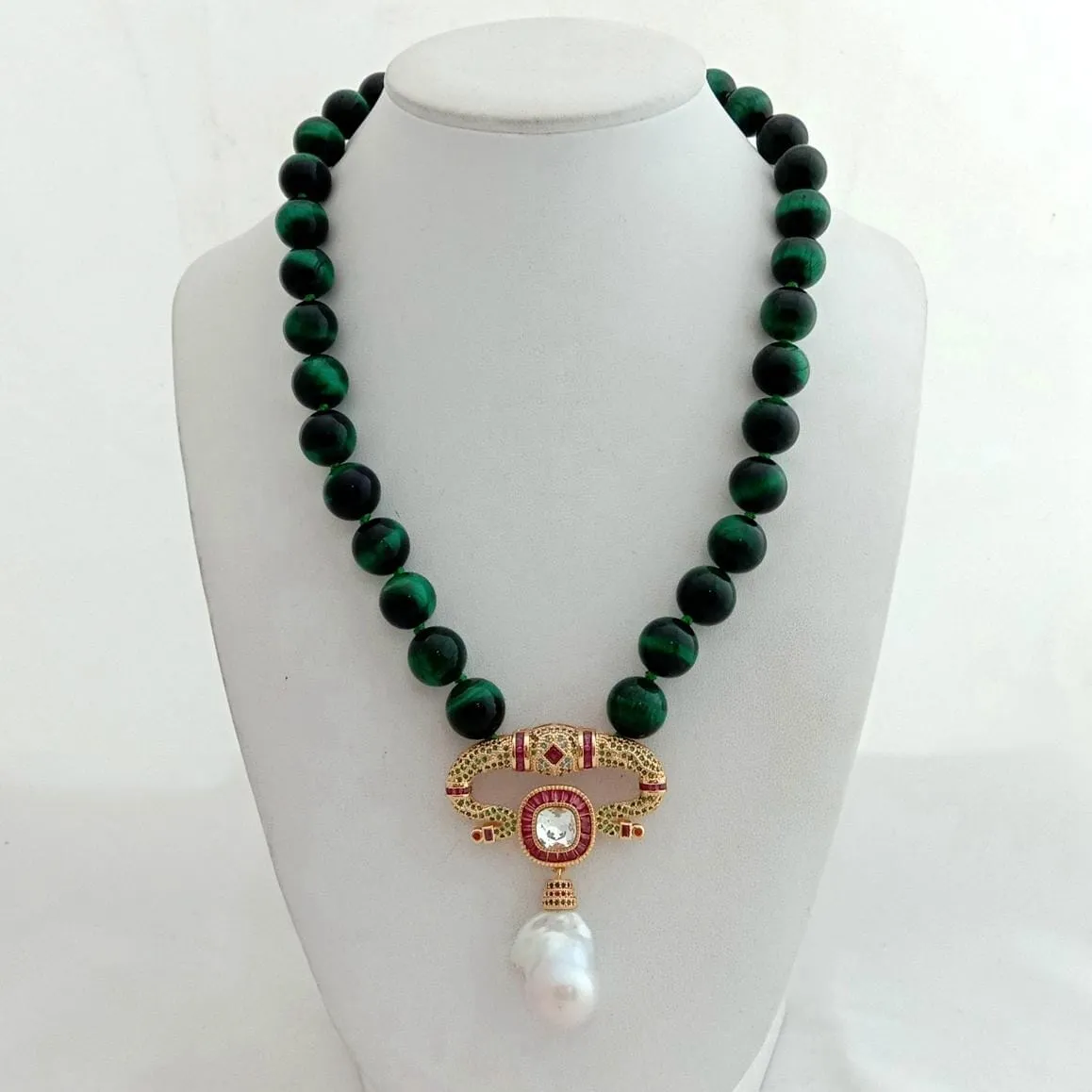 Green Tiger Eye and White Keshi Pearl Pendant Necklace