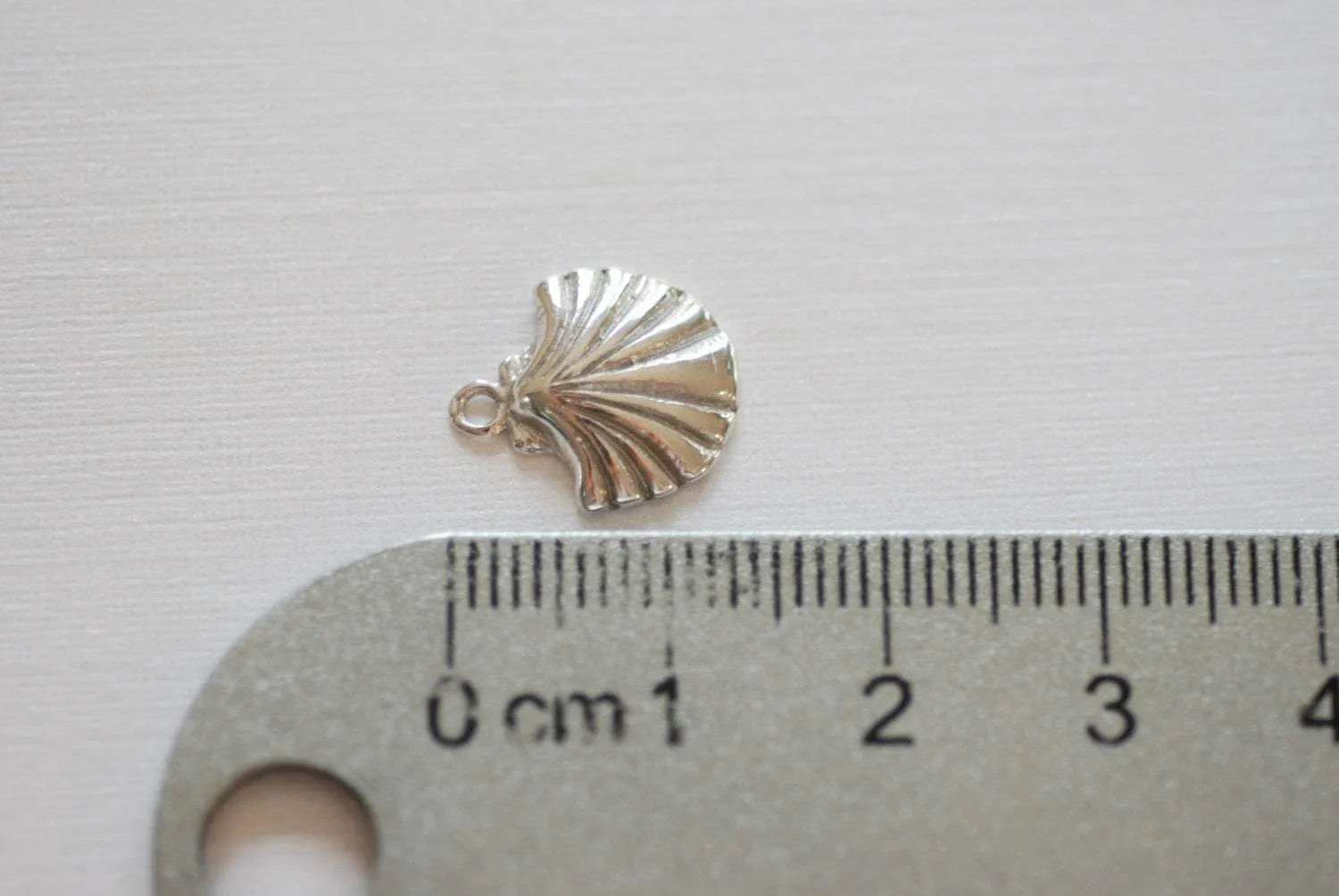 Sterling Silver Wholesale Sea Shell Charm - 925 sterling silver sea shell charm, vermeil sea shell, Silver sea shell charm, sea life charm, clam, 72