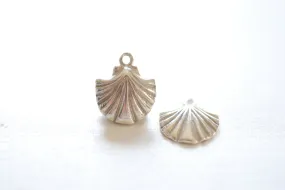 Sterling Silver Wholesale Sea Shell Charm - 925 sterling silver sea shell charm, vermeil sea shell, Silver sea shell charm, sea life charm, clam, 72