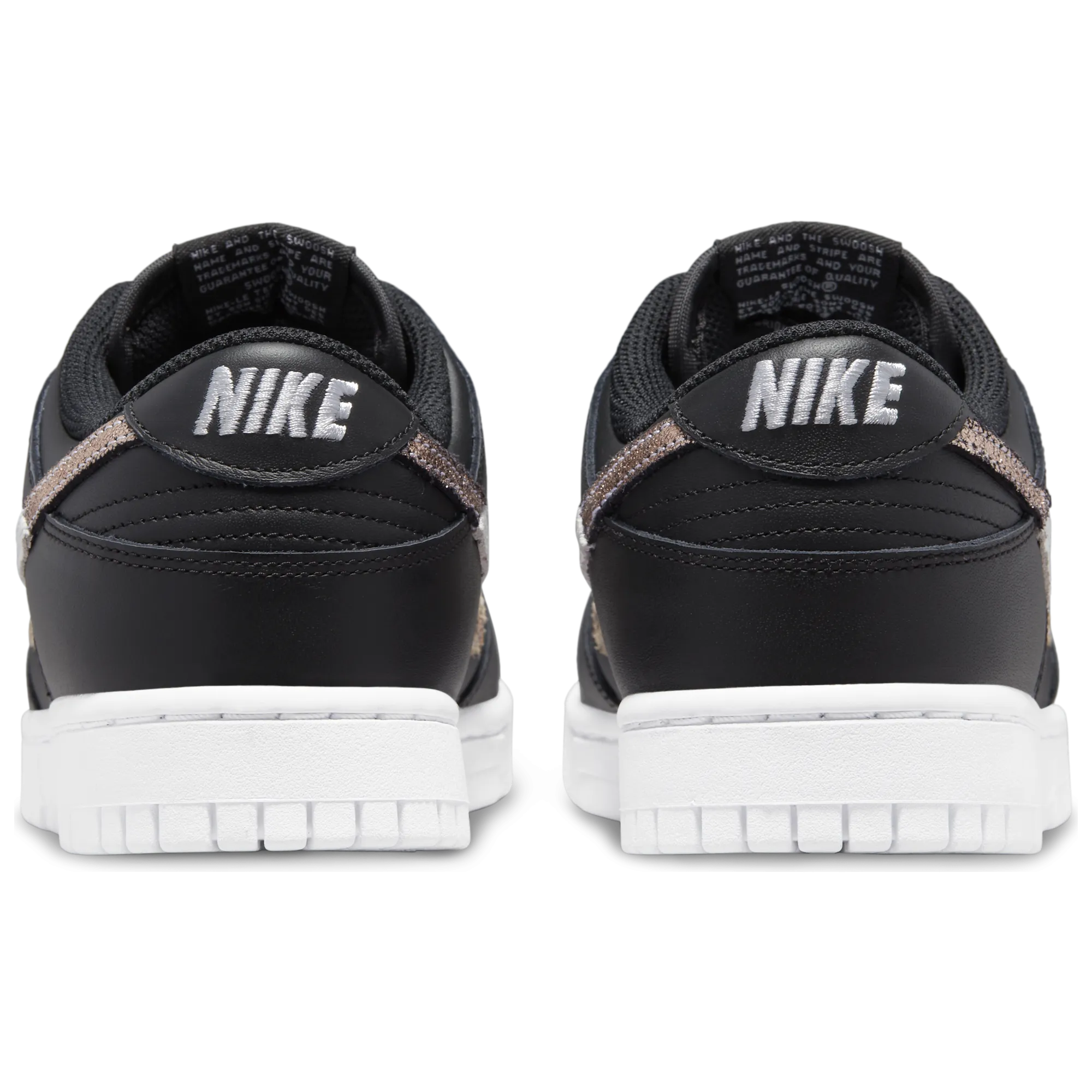 WOMEN'S NIKE DUNK LOW SE