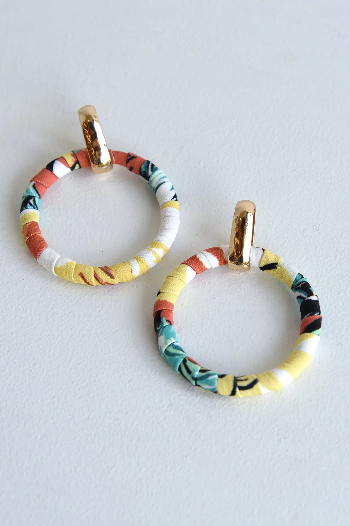 YELLOW WRAP HOOP EARRINGS